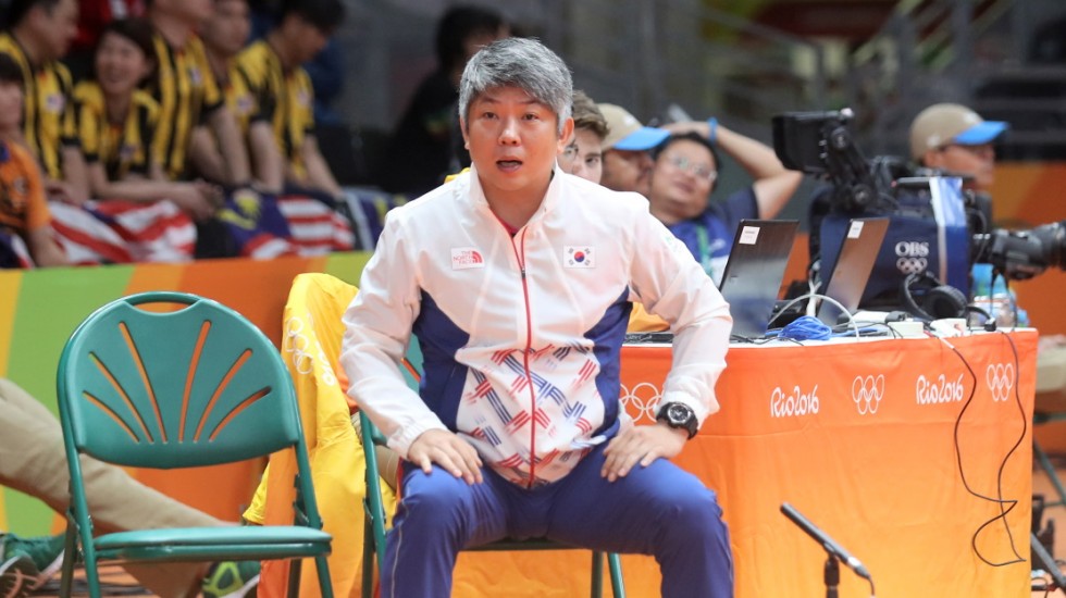 History Made as China Signs Up Korean Coaches