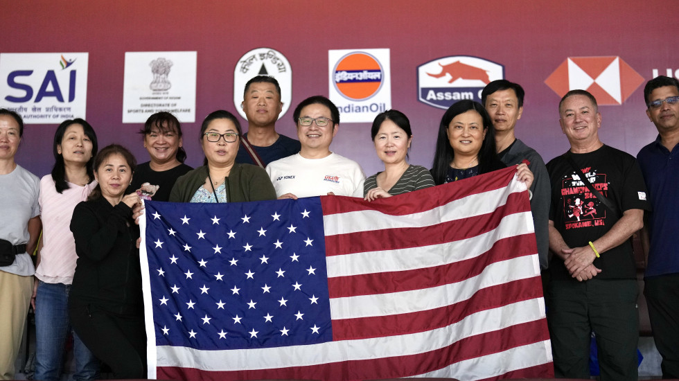 World Juniors: As Parents Cheer On, Team USA Make Quarters